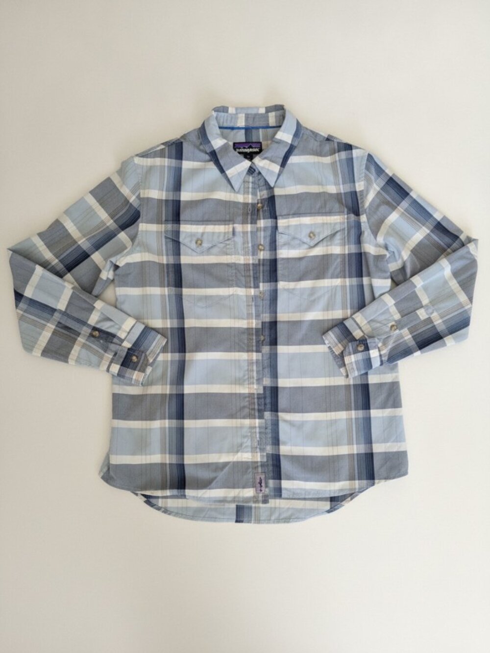 Patagonia Men's Long Sleeve Plaid Button Up Shirt Light Blue White Size Small